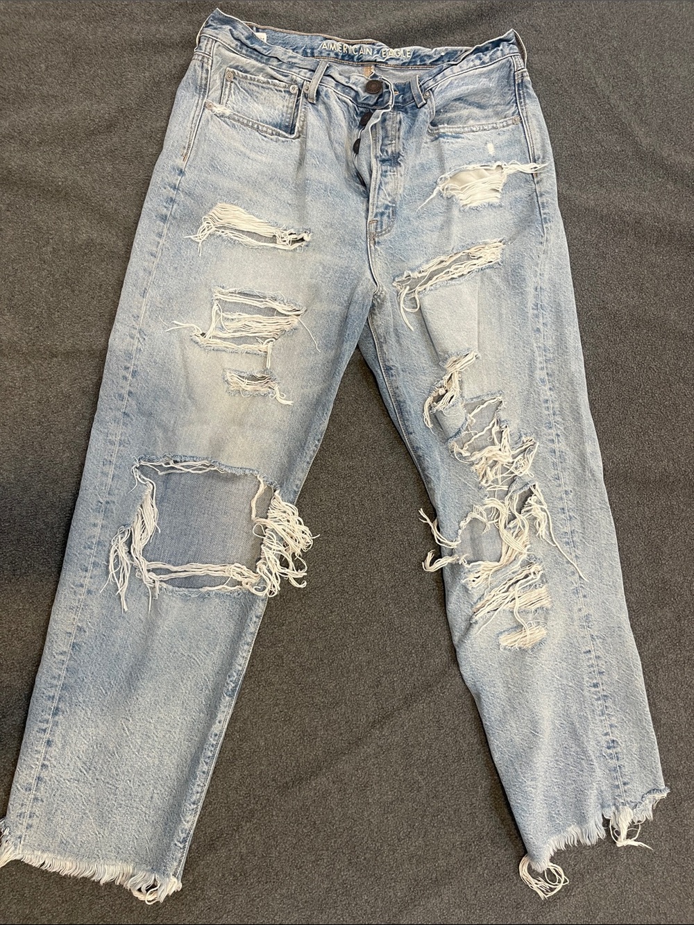 American Eagle Outfitters Light Blue Distressed Women's Jeans